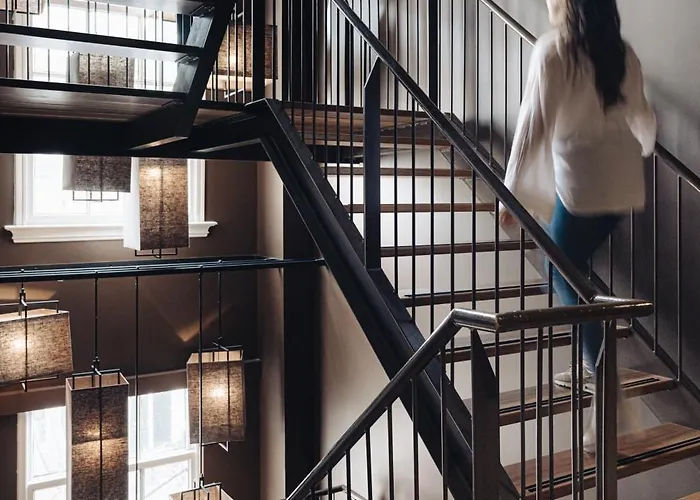 Sir Hotel, Part Of Sircle Collection