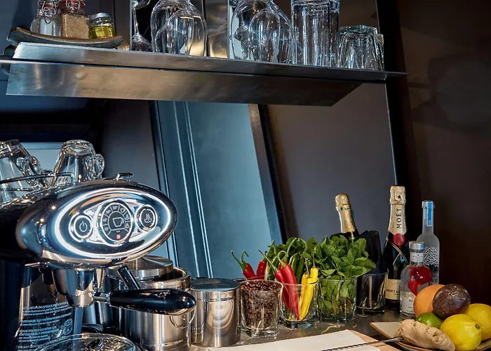 Sir Hotel, Part Of Sircle Collection